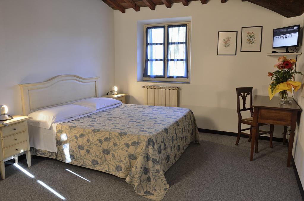Hotel Calzaiolo 산카시아노인발디파사 외부 사진